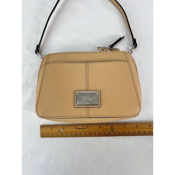 Tignanello Belt Bag Bella Belt Bag Dune Genuine Leather Crossbody RFID Beige - Picture 6 of 9